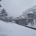 Marraquita Avairent Estacion Daire Canfranc