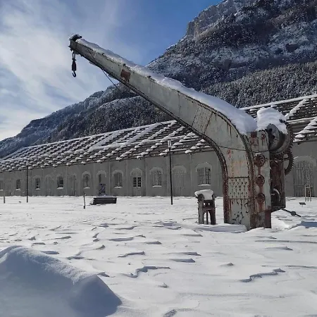 Marraquita Avairent Estacion * Canfranc