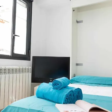 Marraquita Avairent Estacion Canfranc