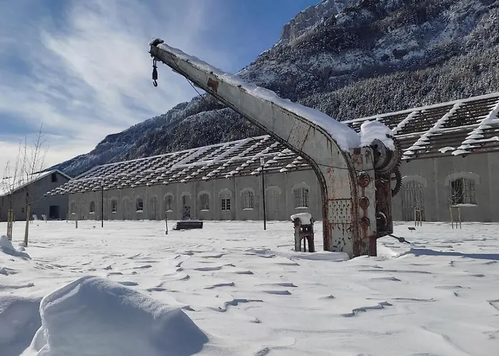 Marraquita Avairent Estacion * Canfranc